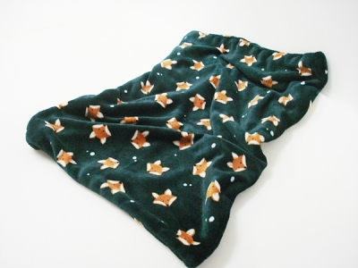 Wellnessdecke 70x50 cm Füchse grün